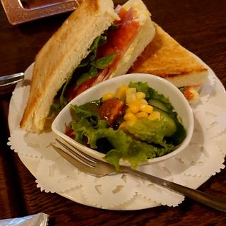 モーニングセットC チキンサンドセット(神田珈琲園 神田北口店 )