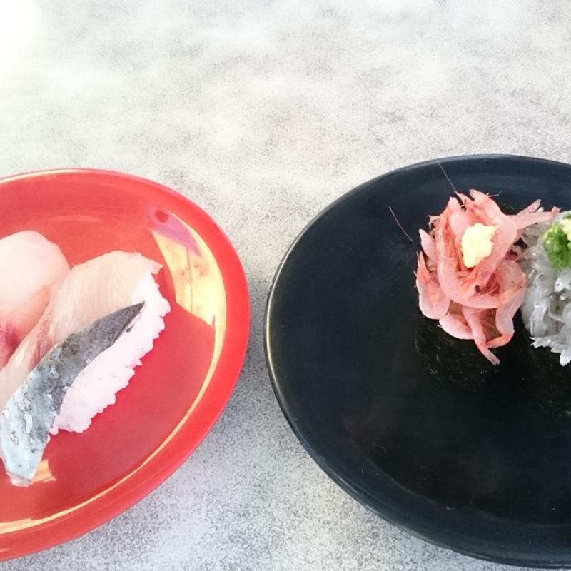 生シラス 桜海老 アジ(回転寿司 魚どんや （さかなどんや）)