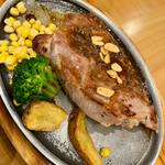 豚肩ロースのハーフパウンダーステーキ