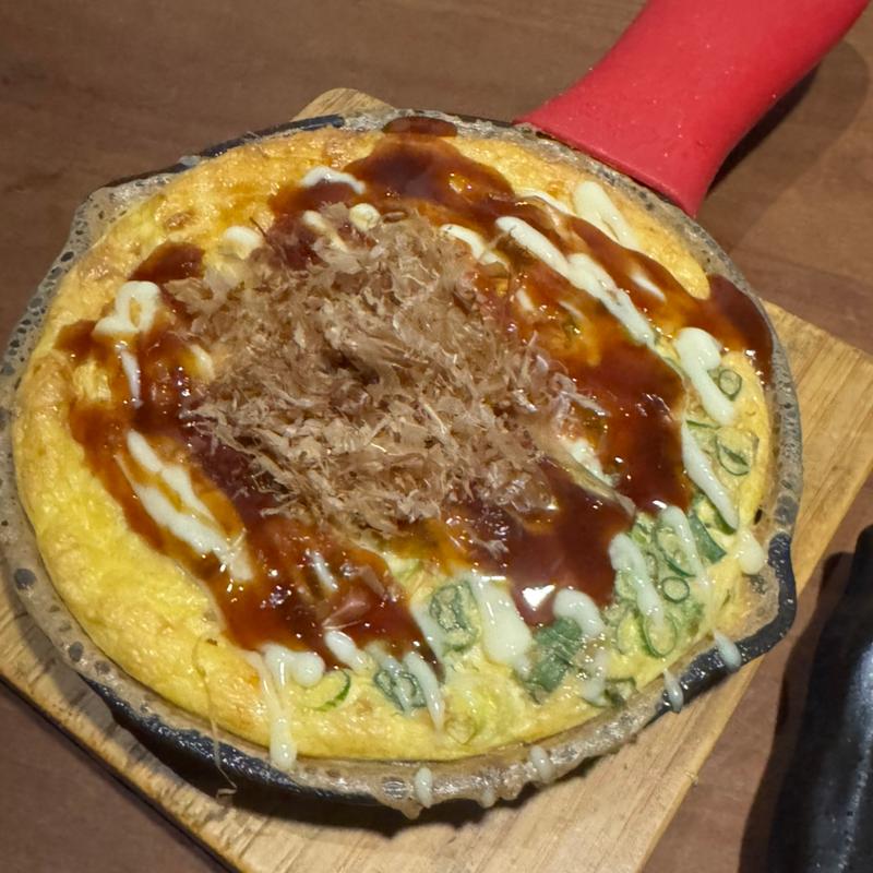 牛すじオムレツ(とさかーな居酒屋宴会喫煙店西明石)