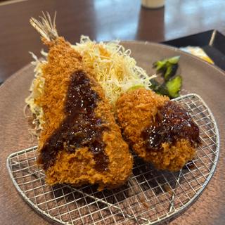 あじフライとメンチカツ(あじフライ神楽坂さくら ららぽーと柏の葉店)