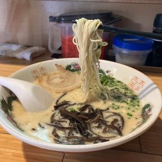 博多豚骨ラーメン