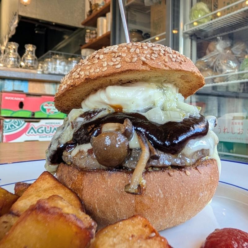 裏ロガーズ OZZY BURGER(DAKOTA ・RUSTIC TABLE・)