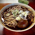 きのこそば 味付玉子