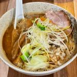 ピリ辛濃厚正油ラーメン(麺 あやめ)