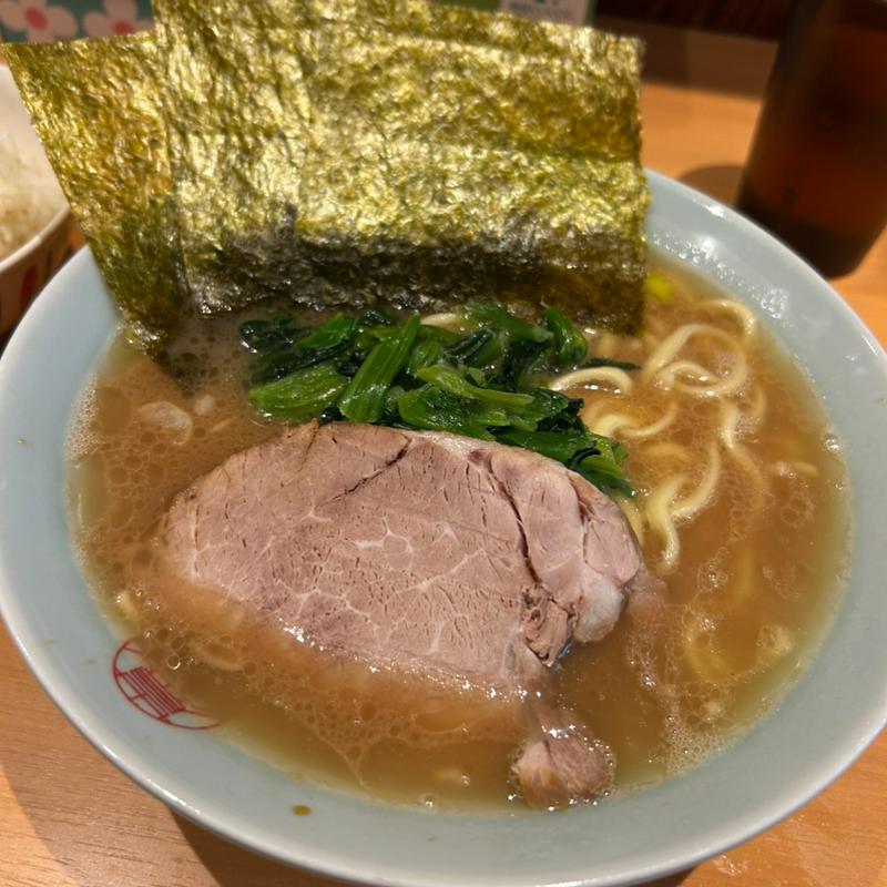 ラーメン(家系ラーメン 貫徹家)