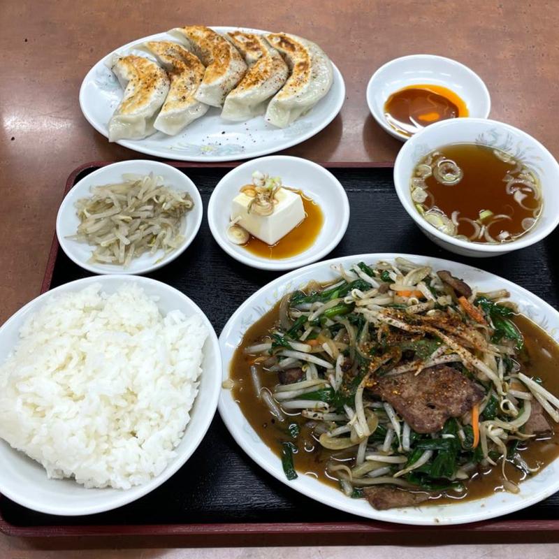 レバニラ定食と餃子(珍來 平井店)