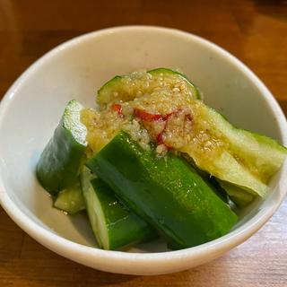 やみつき胡瓜(大衆酒場みつ星餃子 七日町店)