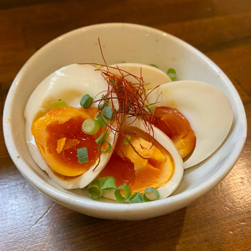 蔵王地鶏の半熟煮卵(大衆酒場みつ星餃子 七日町店)