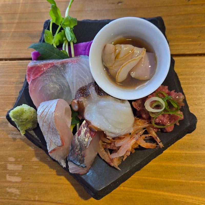 刺身盛 1人前(立ち飲みテッケン)