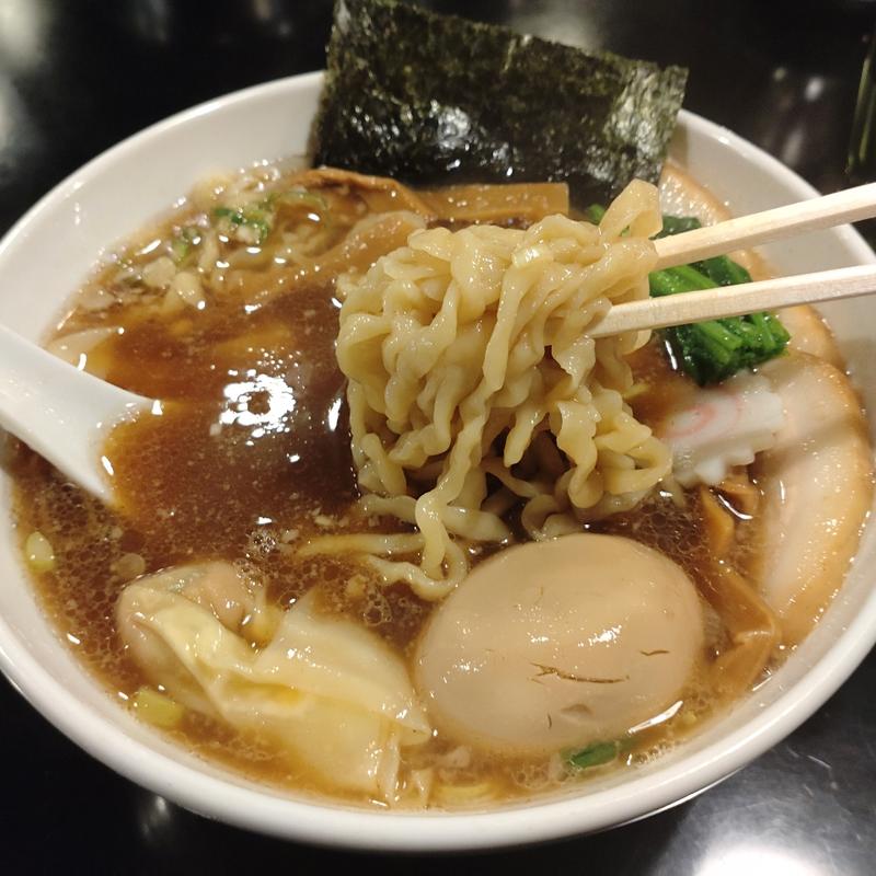 特製らーめん (AKEBI)