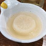 煮大根(もつしげ 上大岡店)