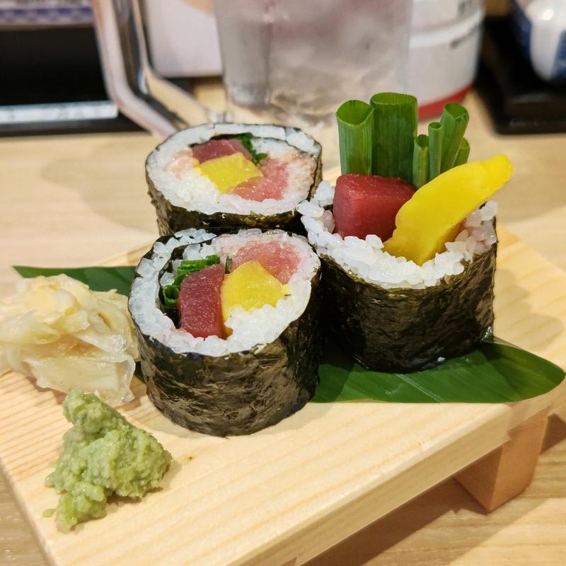 ザ・とろたく巻き(ハーフ)(町鮨とろたく 上大岡店)