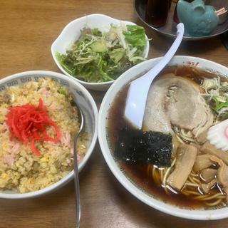 醤油ラーメンチャーハンセット