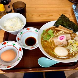 ラーメン中盛り+味玉+TKG