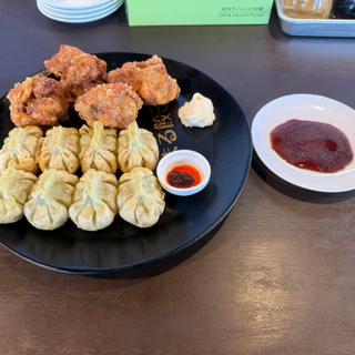 しそまる餃子(8個) 唐揚げ(4個)(金まる餃子)
