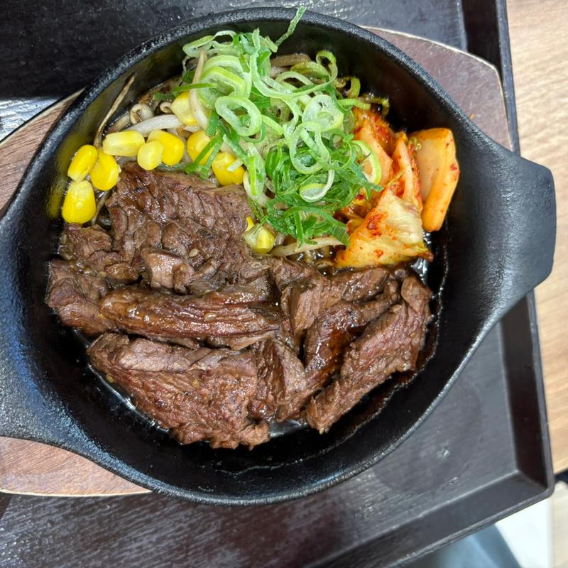 ハラミステーキ定食(肉丸商店 アリオ川口店)