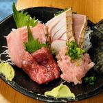 マグロ刺し四点盛り