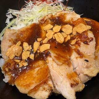 ガーリックチキンステーキ丼