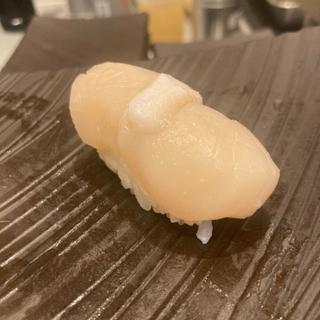 ホタテ(立喰い寿司ABURI百貫 ペリエ海浜幕張店)