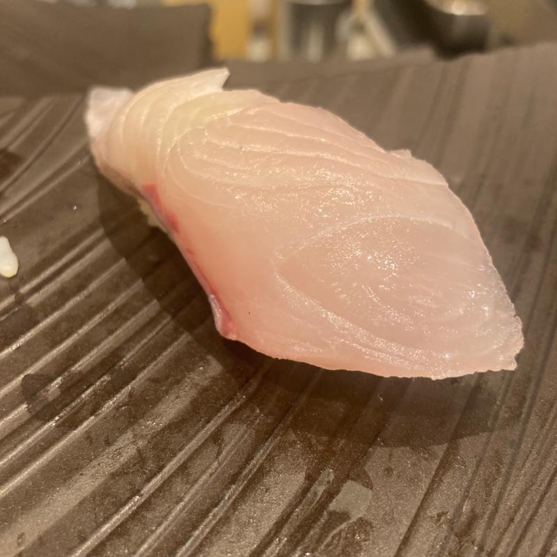 カンパチ(立喰い寿司ABURI百貫 ペリエ海浜幕張店)