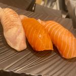 サーモン三貫盛り(立喰い寿司ABURI百貫 ペリエ海浜幕張店)