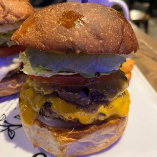 ダブルチーズバーガー