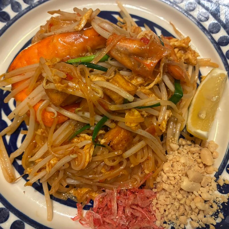 パッタイ(タイ・サバイ)