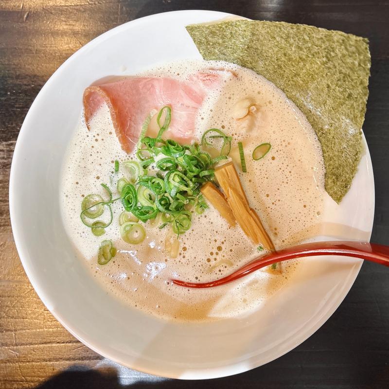 鶏白湯ラーメン塩(らぁ麺すみれ堂)