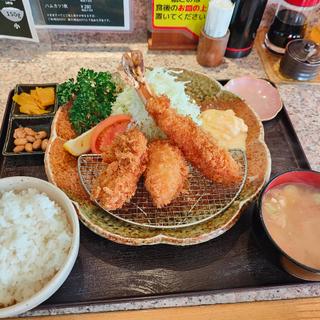 ミックスかつ定食
