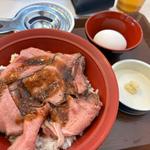 ローストビーフ丼