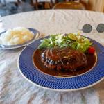 デミグラスソースハンバーグ