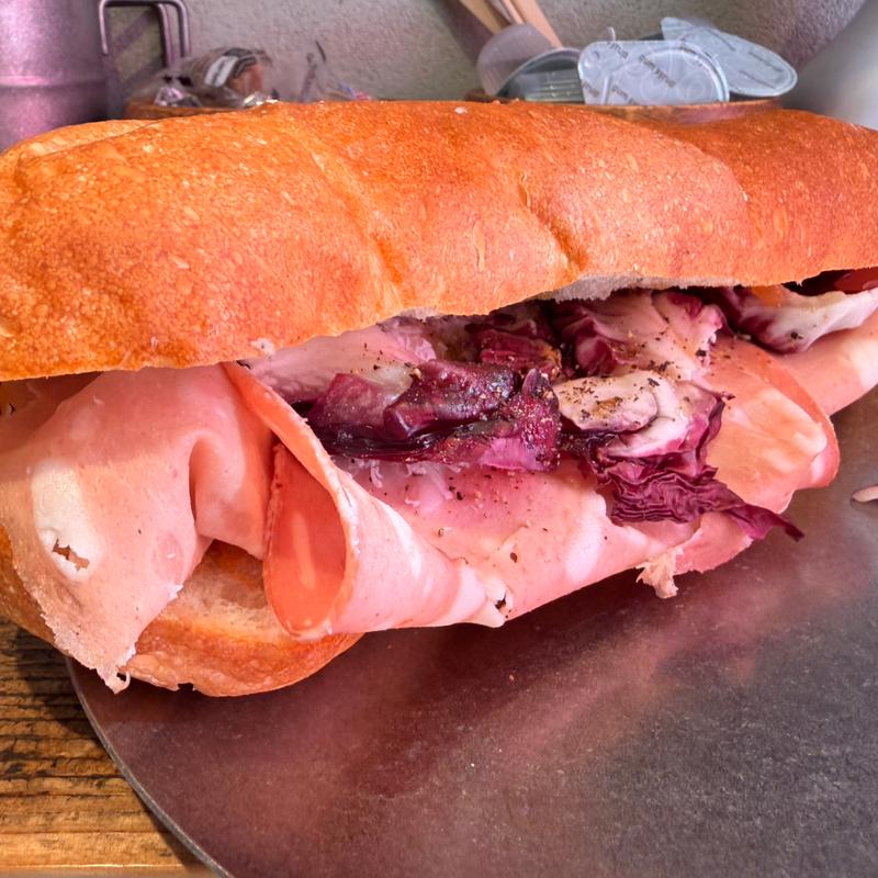 ボローニャ(千駄茶屋)