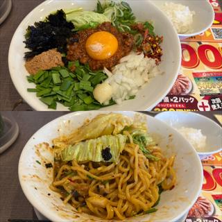 台湾まぜそば・一口ごはん・にんにく有り(熟成醤油ラーメン きゃべとん 横浜青葉台店)