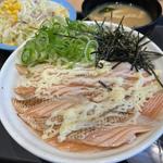 【期間限定】炙りマヨサーモン丼（大盛）
