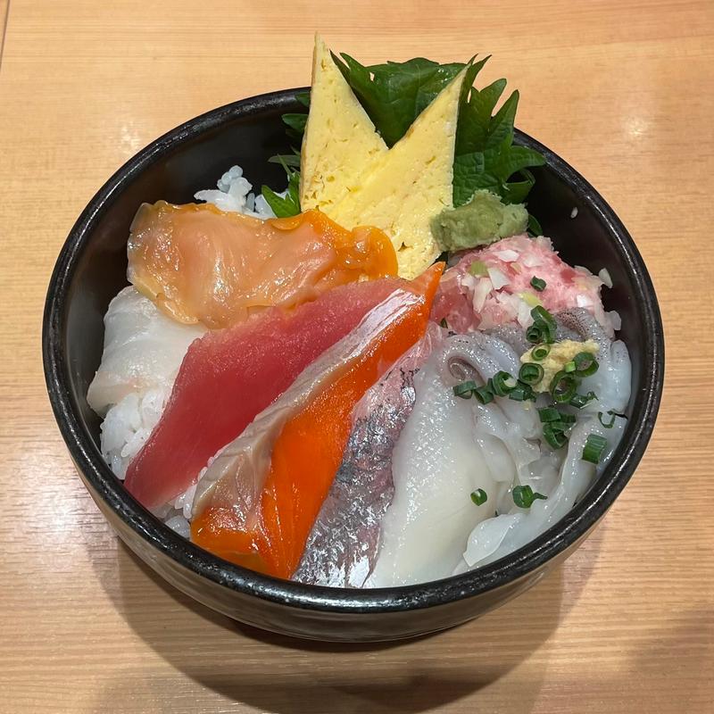 日替わり海鮮丼(神奈川回転寿司 二代目ぐるめ亭 シァル桜木町店)