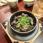 炙り鶏黒まぶし釜飯(釜飯食堂)