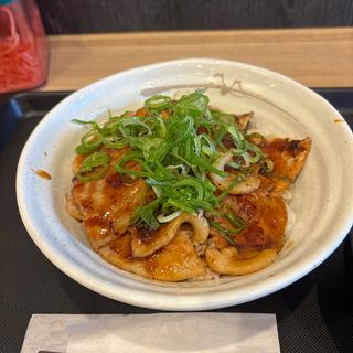 ロースとカルビの炙り十勝豚丼（並）
