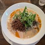 白胡麻坦々麺(四川担担麺 阿吽 湯島 （シセンタンタンメン アウン ユシマ）)