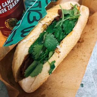 Banh mi thit nuong(Bageterie BANH-MI-BA Jindřišská)