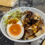 炙りチャーシュー丼