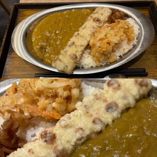 黄色いカレー + かきちく