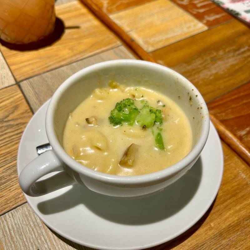 クラムチャウダー(コナズ珈琲幕張)