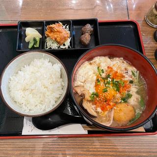 味噌キム玉ちゃんこ定食(オリジナルちゃんこ)