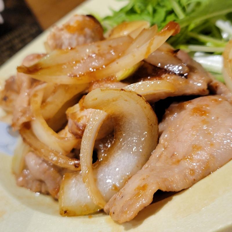 三元豚バラと玉葱のしょうが焼き(食彩 市)