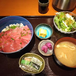 鉄火丼(ひなの家本店)