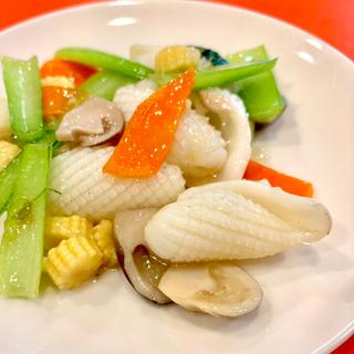 イカ塩炒め(中華街 吉祥寺本店(ちゅうかがい))