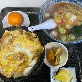 かつ丼・ラーメンセット(富貴家)