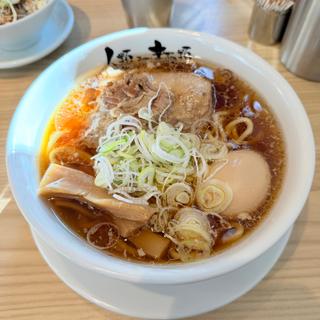 ラーメン原点厚切り焼豚のせ+煮玉子(人類みな麺類 埼玉川口店)
