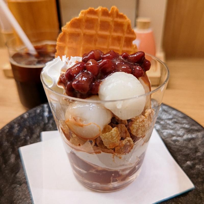 紅茶のパフェ(ショート)(おだしもん 横浜ポルタ店)